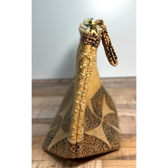 Handcrafted Woven Beige & Brown Zip Clutch With Geometric Print - Picture 3 of 5